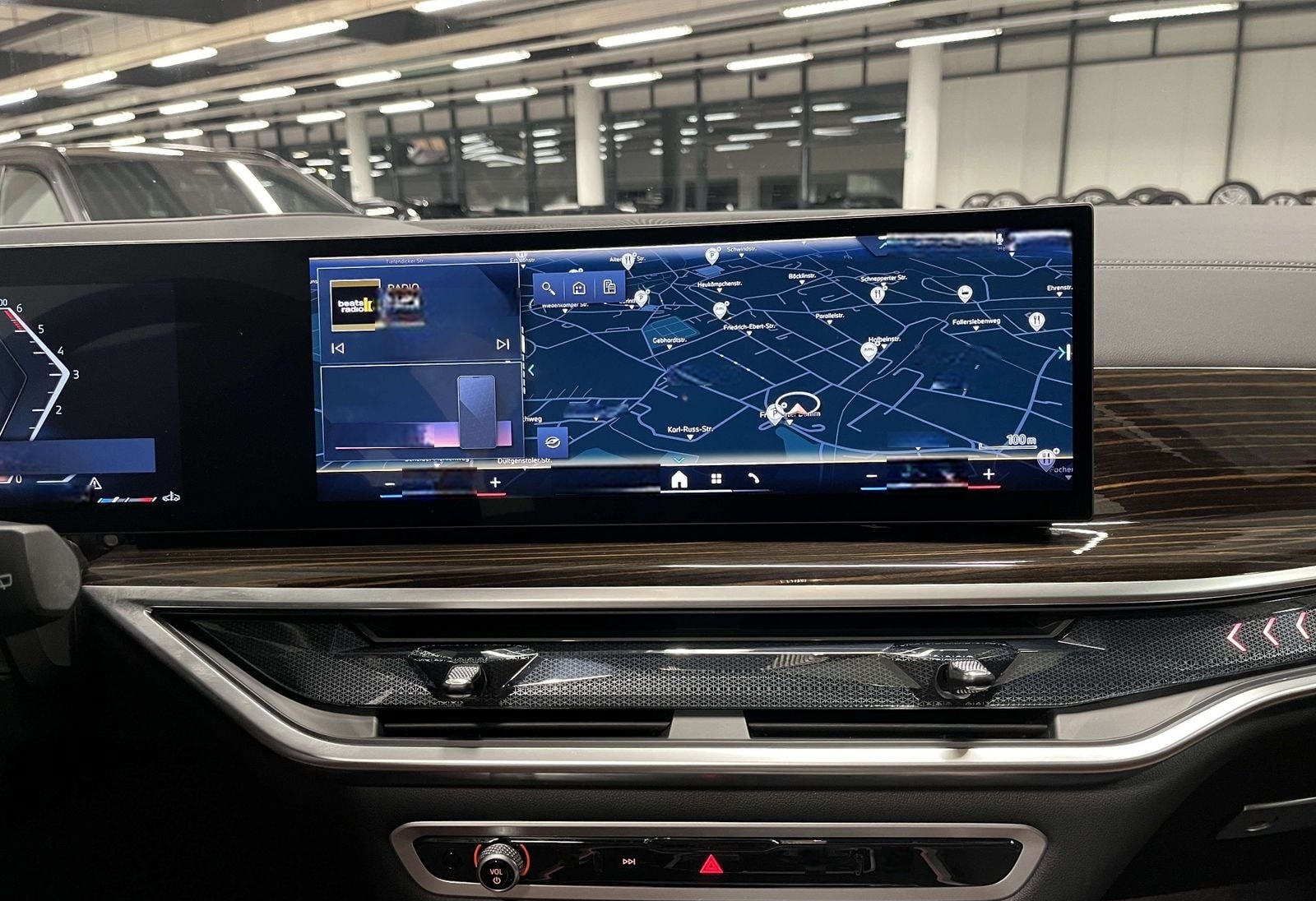 BMW X5 xDrive40d M Sport Pro 7 SITZER HUD PANO ACC A foto 11