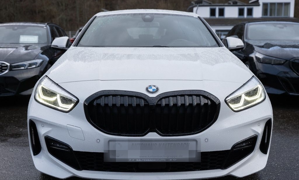 BMW 118d M-Sport HUD LED W-LAN NAVI H/K SHZ PDC foto 2