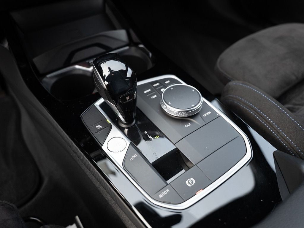 BMW 118d M-Sport HUD LED W-LAN NAVI H/K SHZ PDC foto 19