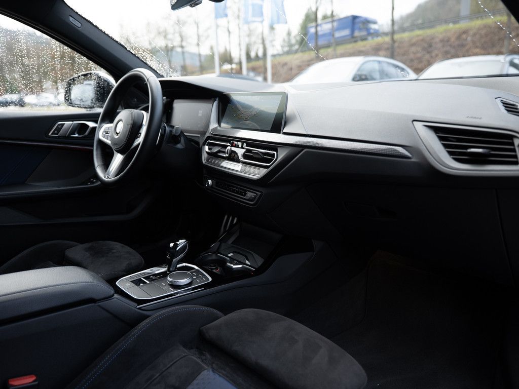 BMW 118d M-Sport HUD LED W-LAN NAVI H/K SHZ PDC foto 7