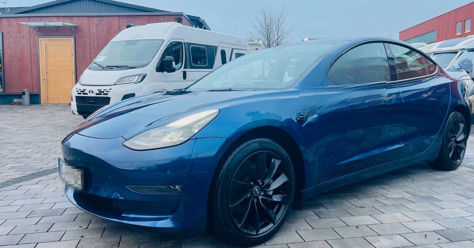 Tesla Model 3 Allradantrieb mit Dualmotor Premium foto 3