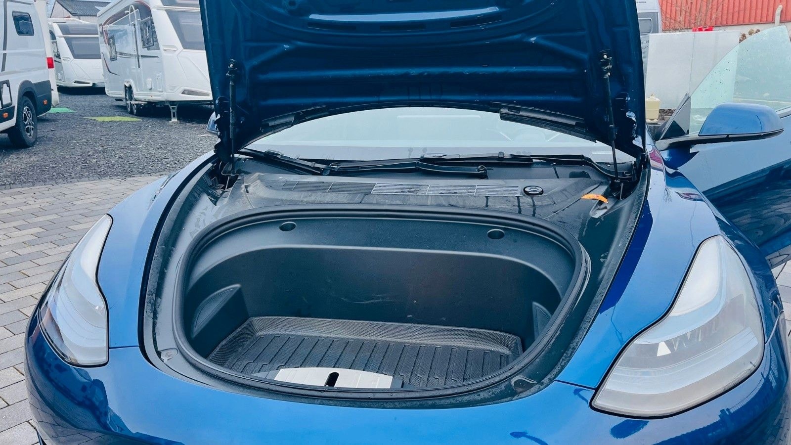 Tesla Model 3 Allradantrieb mit Dualmotor Premium foto 9