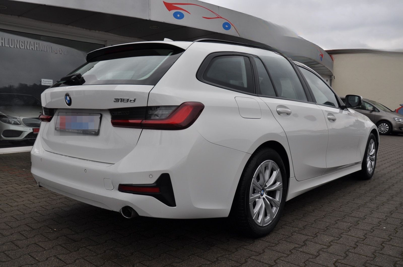 BMW 318 Baureihe 3 Touring 318 d Advantage foto 24