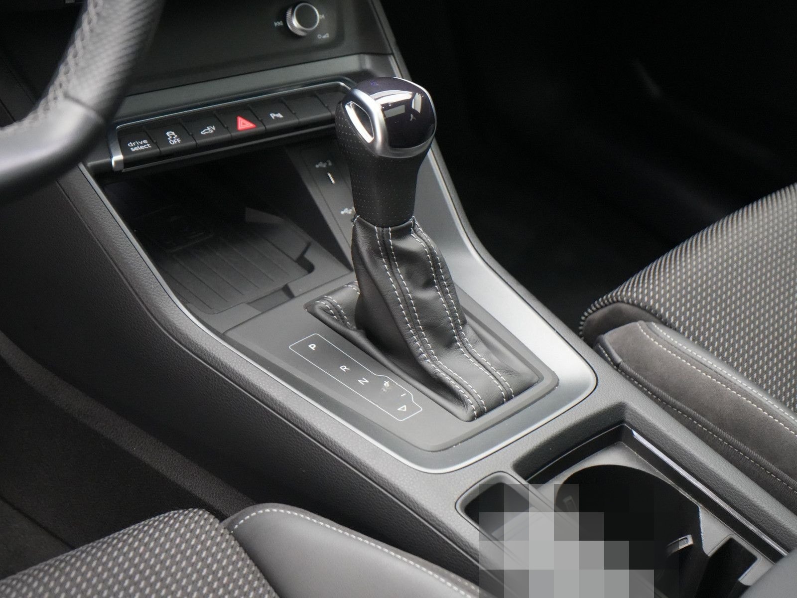 Audi Q3 Sportback 45 e S line S-TRON PANO AHK LEDER foto 12