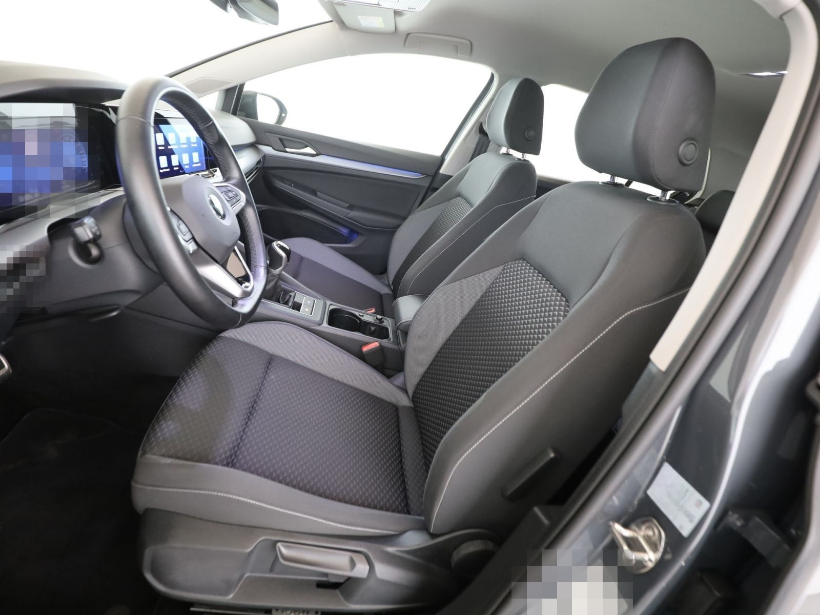 Volkswagen Golf VIII 1.5 TSI Active LED+RFK+Navi+StandH foto 20