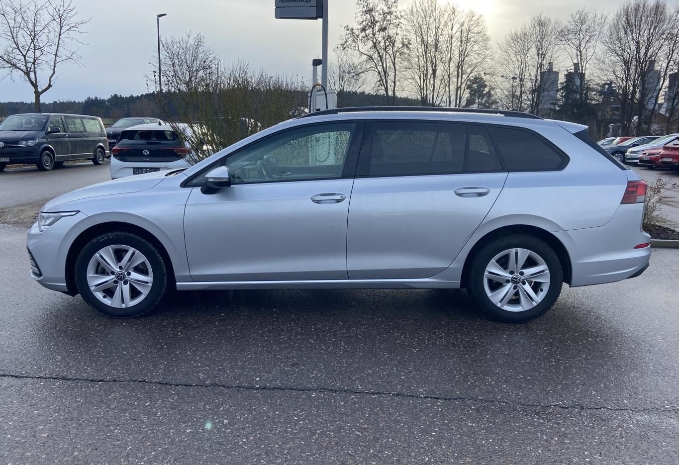 Volkswagen Golf Variant 2.0 TDI DSG Life APP-CONNECT+ACTIVE foto 2