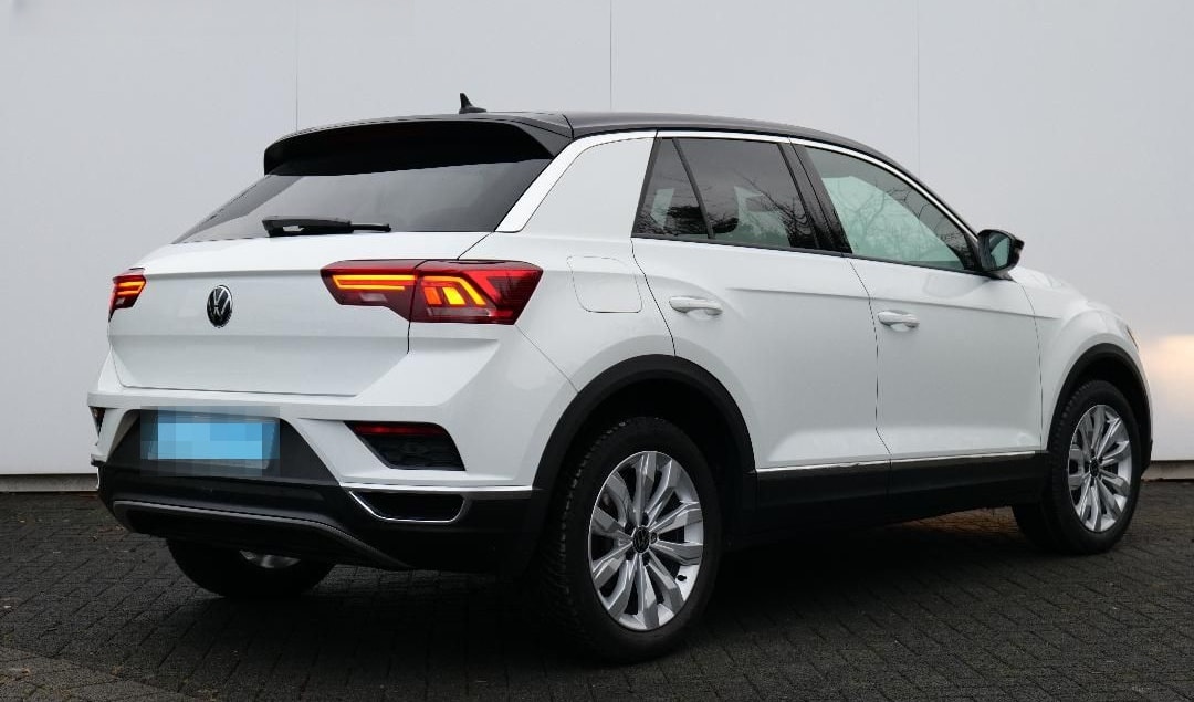 Volkswagen T-ROC Sport 1.5 TSI 150PS 6-GANG APP+PDC+SITZHEI foto 6