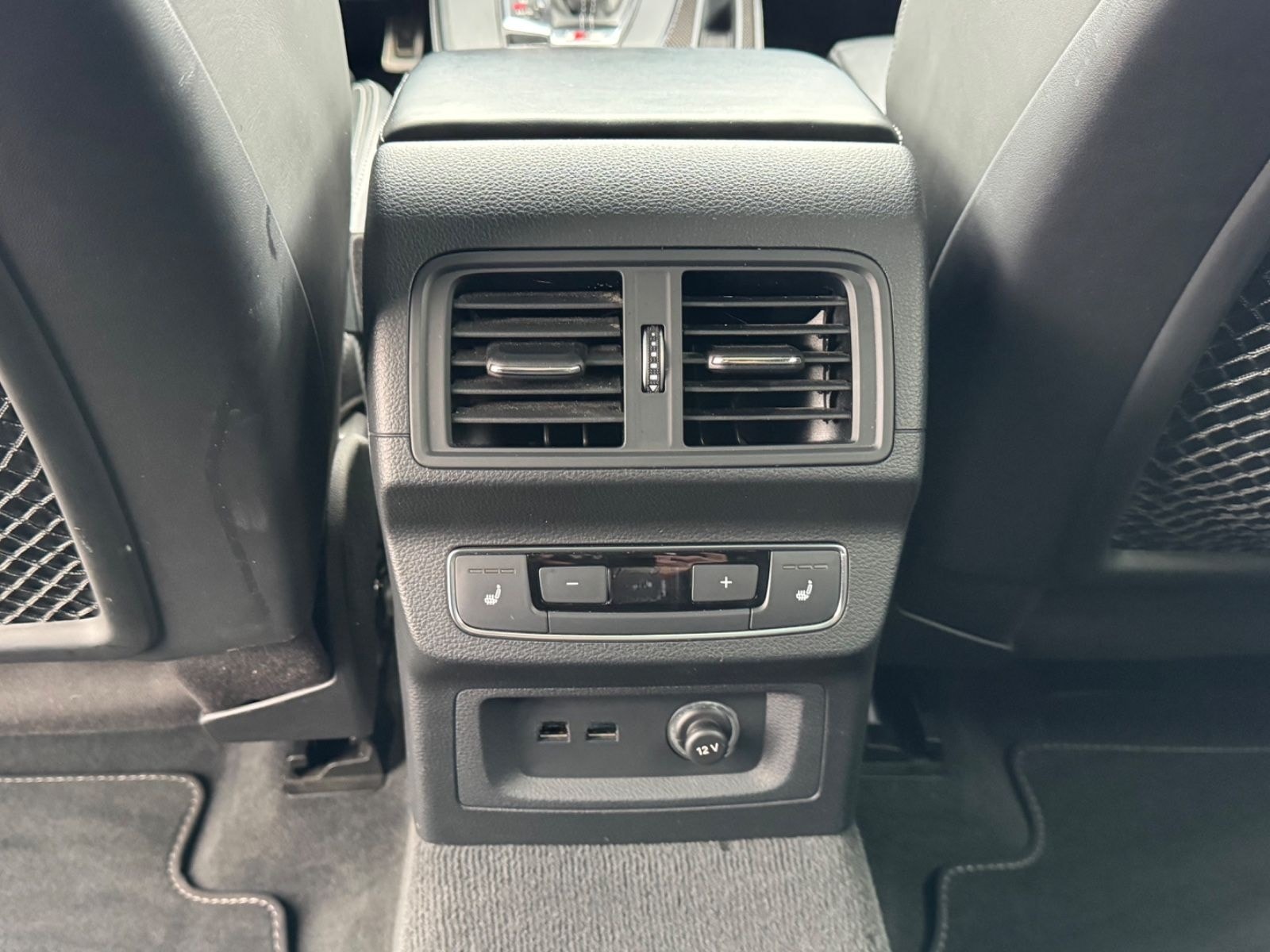 Audi SQ5 3.0 TDI quattro LED/AHK/B&O foto 24