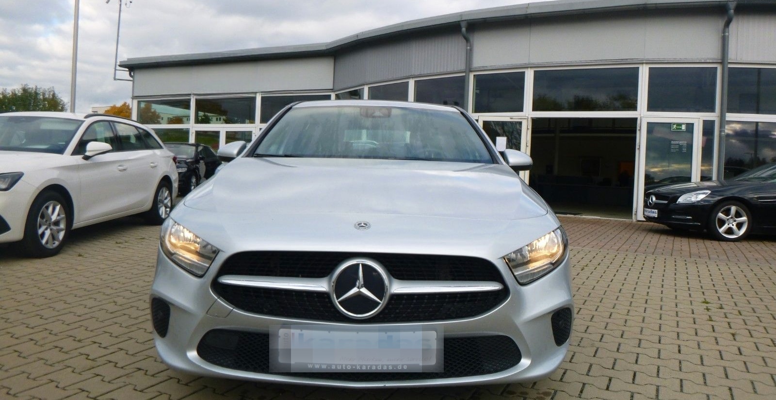 Mercedes-Benz A 180 >AUT/NAV/PDC/Sitzheizung< foto 3