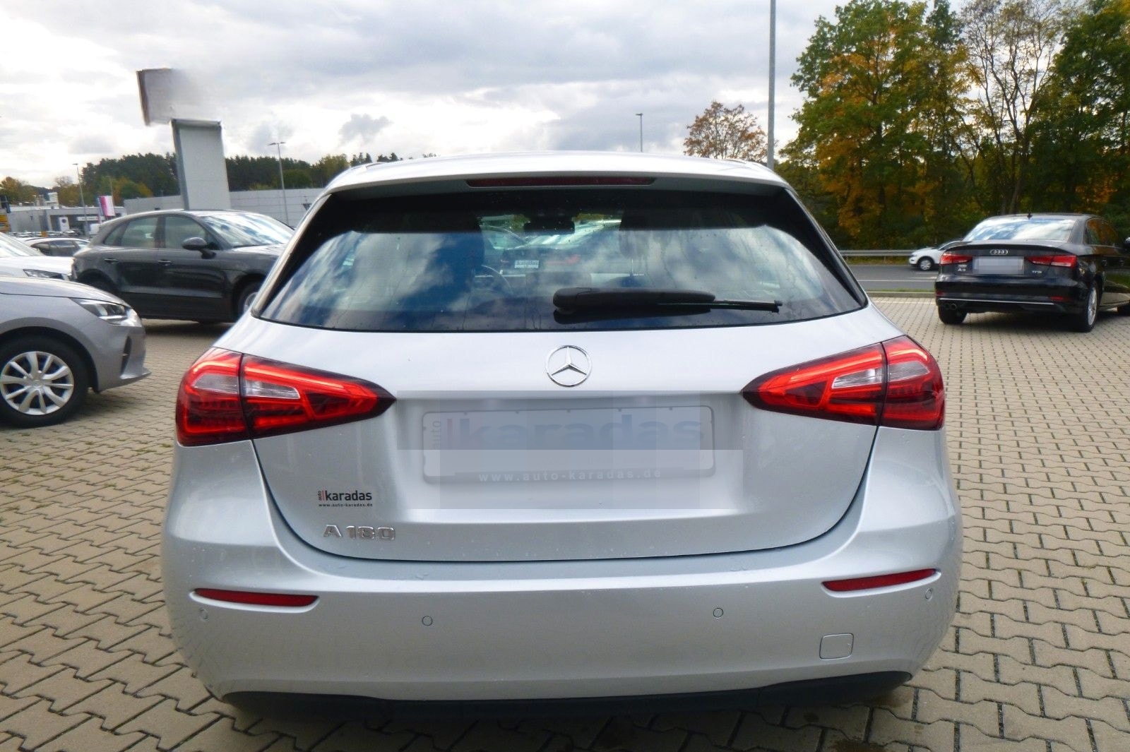 Mercedes-Benz A 180 >AUT/NAV/PDC/Sitzheizung< foto 7