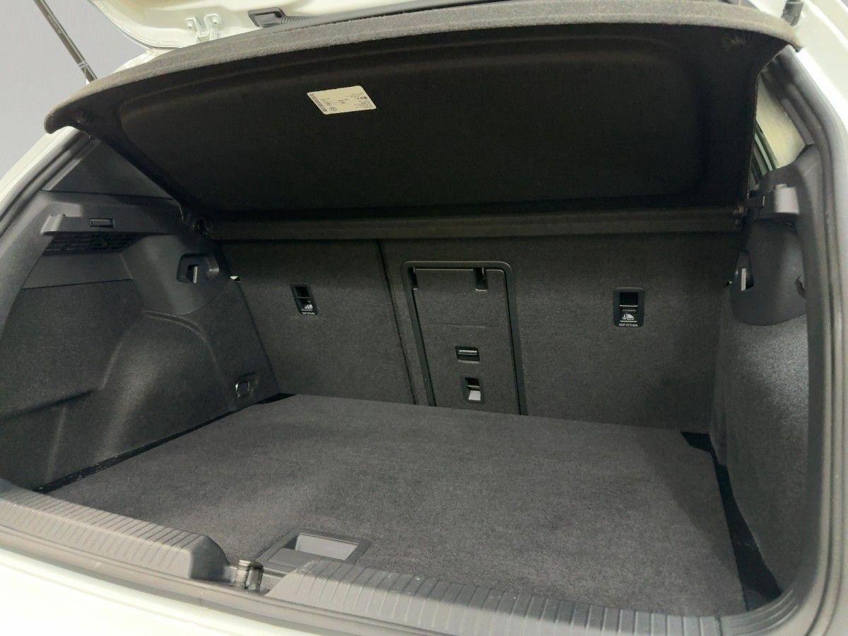 Volkswagen Golf GTI Clubsport 2.0 TSI DSG NAV KAM 18" BLACK foto 6