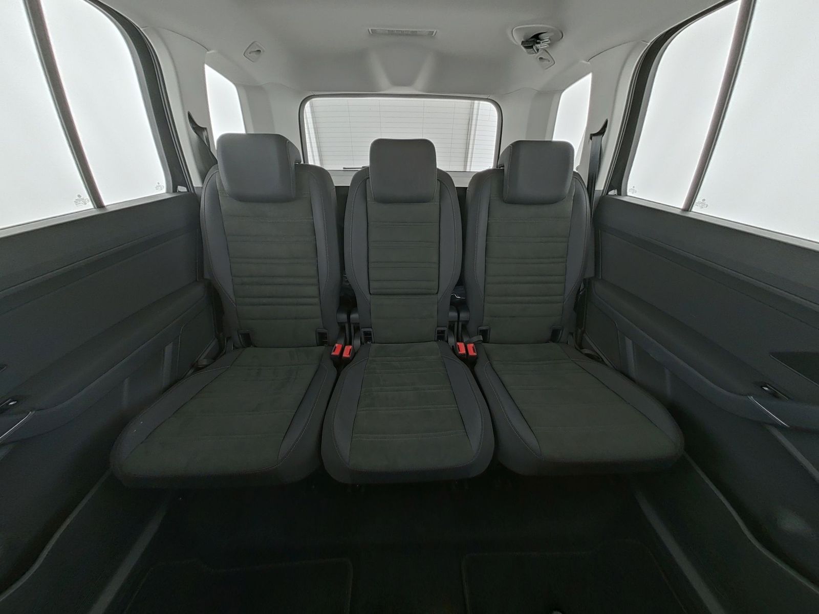 Volkswagen Touran Comfortline ACC|LED|Navigation|SHZ|PDC foto 18