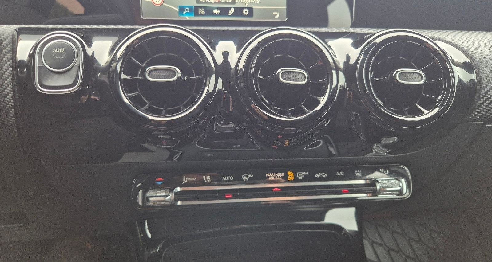 Mercedes-Benz A 250 e DCT/NAVI/ACC/CarPlay/Android/DAB/SHZ/ALU foto 15