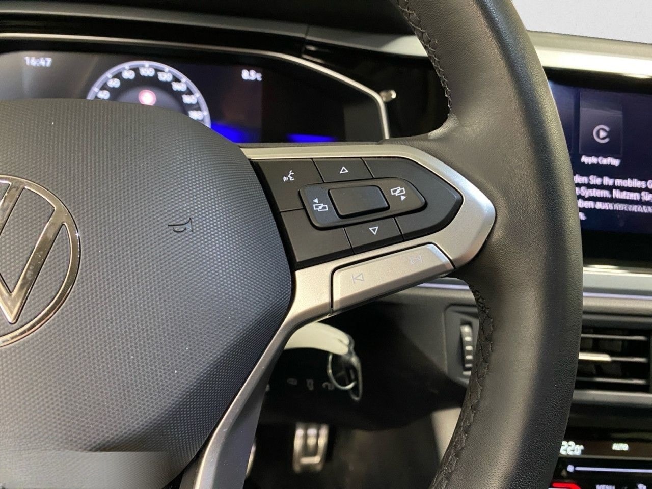 Volkswagen Polo 1.0 Goal KLIMA APP CONNECT PDC LM FELGEN foto 13