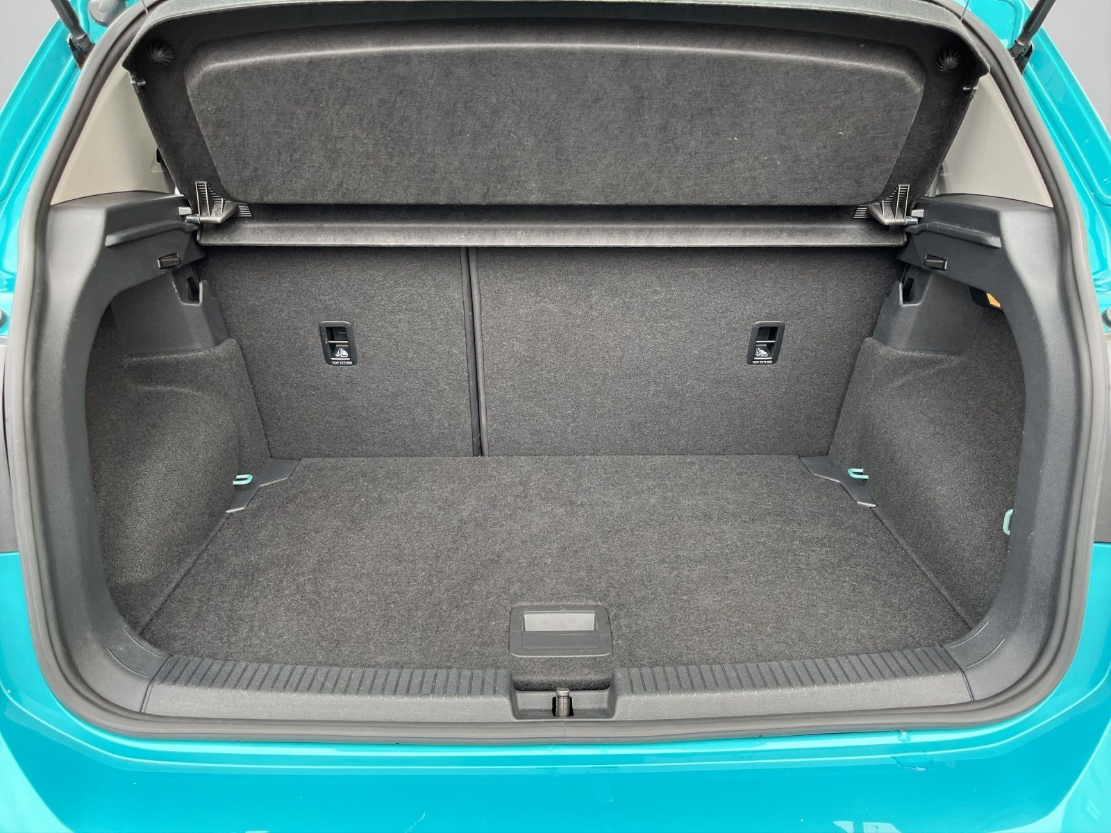 Volkswagen T-Cross STYLE 1.0 TSI LED IQ.DRIVE ACC REAR VIEW foto 16