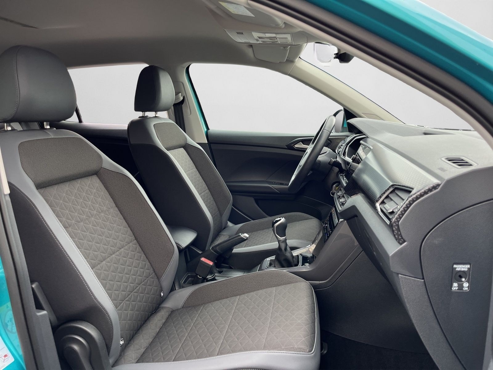 Volkswagen T-Cross STYLE 1.0 TSI LED IQ.DRIVE ACC REAR VIEW foto 5