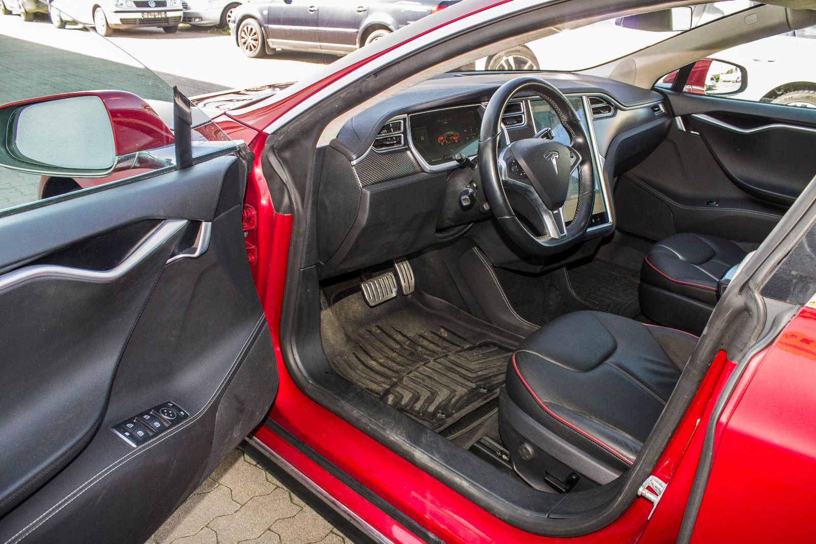 Tesla Model S P85+Free Superchanger+MCU2+Performance+ foto 11