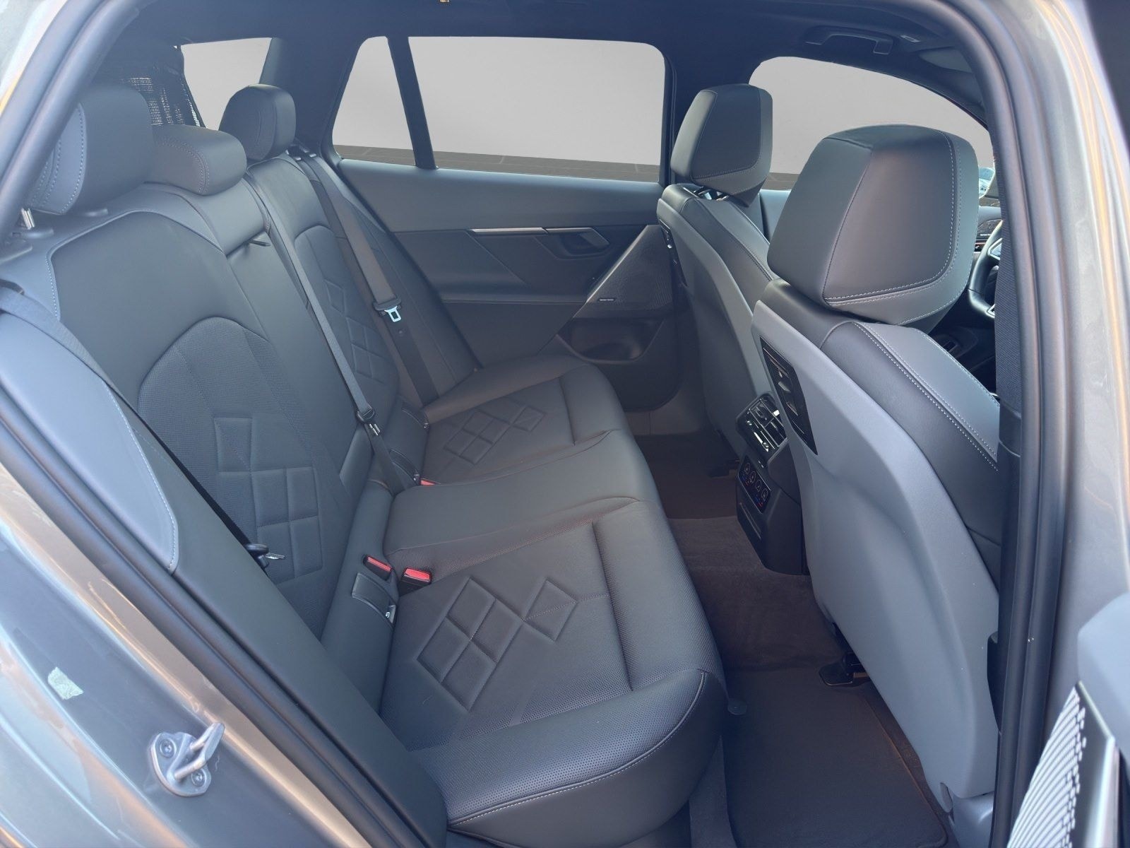 BMW i5 xDrive40 Touring M Sport FWPro ab739€mtl.oAZ foto 13