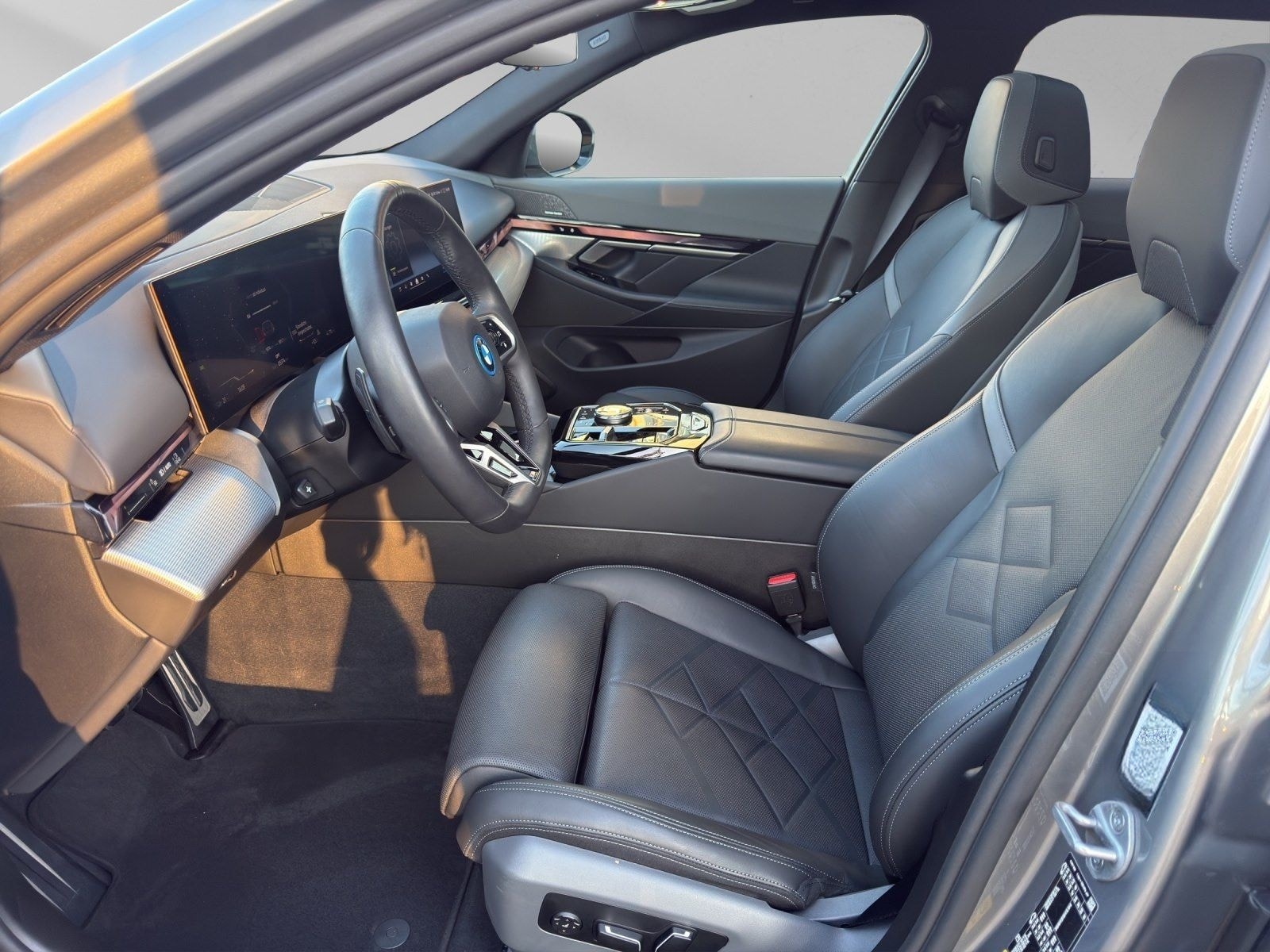 BMW i5 xDrive40 Touring M Sport FWPro ab739€mtl.oAZ foto 9