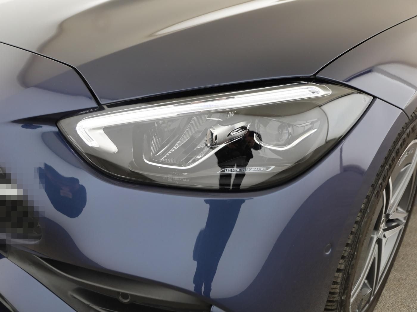 Mercedes-Benz C 200 d AMG+DISTR+HUD+STANDHEIZUNG+360°+AMBIENTE foto 21