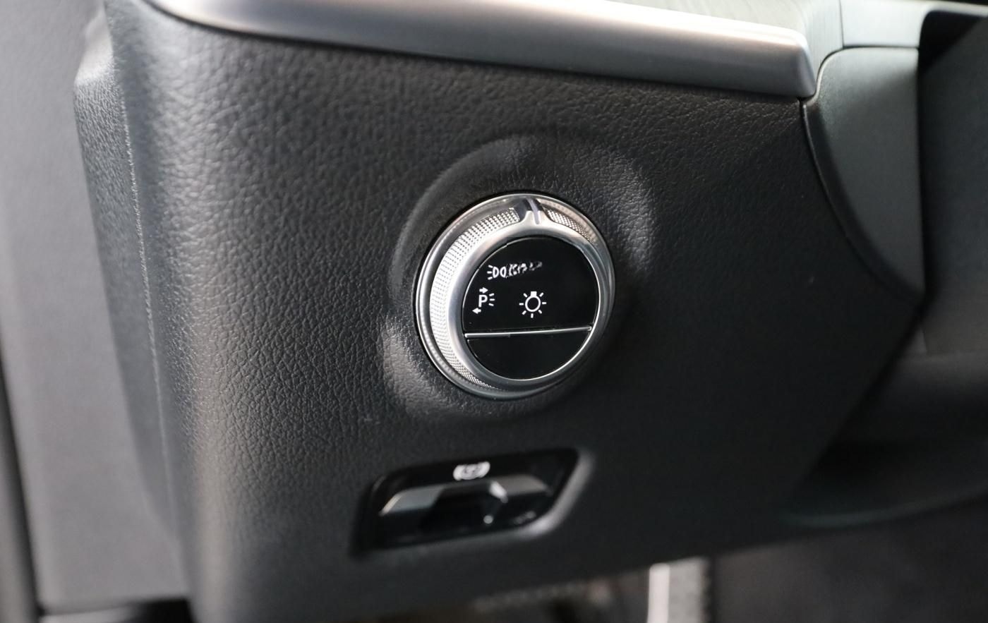 Mercedes-Benz C 200 d AMG+DISTR+HUD+STANDHEIZUNG+360°+AMBIENTE foto 22