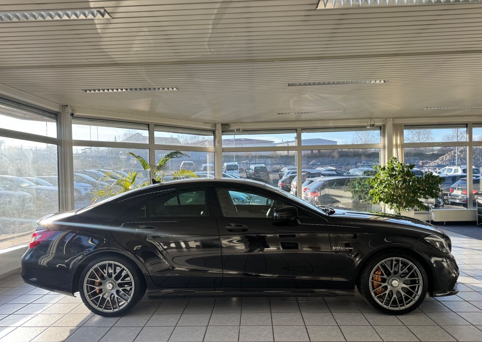 Mercedes-Benz CLS63 S AMG*B&O*360°*NAPPA*KERAMIKBREMSE*4-MATIC foto 4