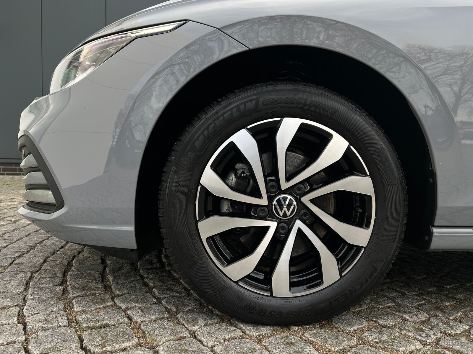 Volkswagen Golf VIII "ACTIVE" 2.0 TDI *Navi, Climatronic, S foto 4