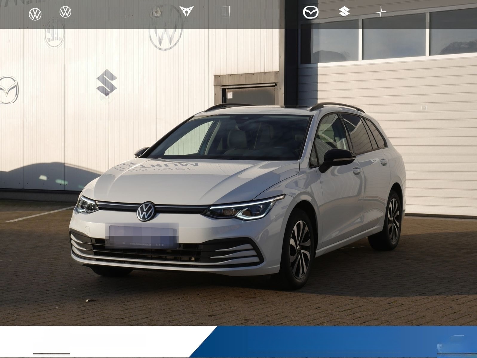 Volkswagen Golf VIII Variant 1.0 eTSI Life DSG ACC NAVI SIT foto 1
