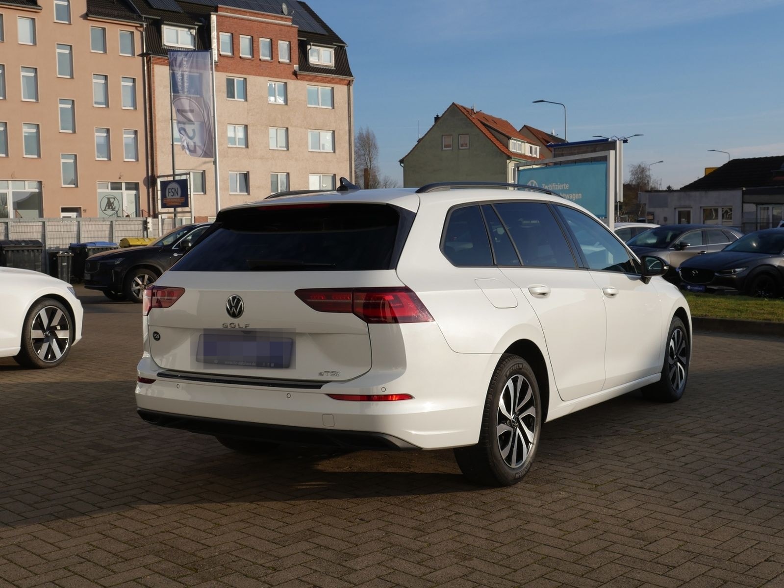 Volkswagen Golf VIII Variant 1.0 eTSI Life DSG ACC NAVI SIT foto 3