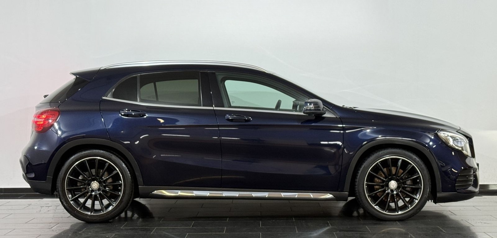 Mercedes-Benz GLA 220 d AMG-Line *KeyGo*Navi*Kamera*GARANTIE* foto 4