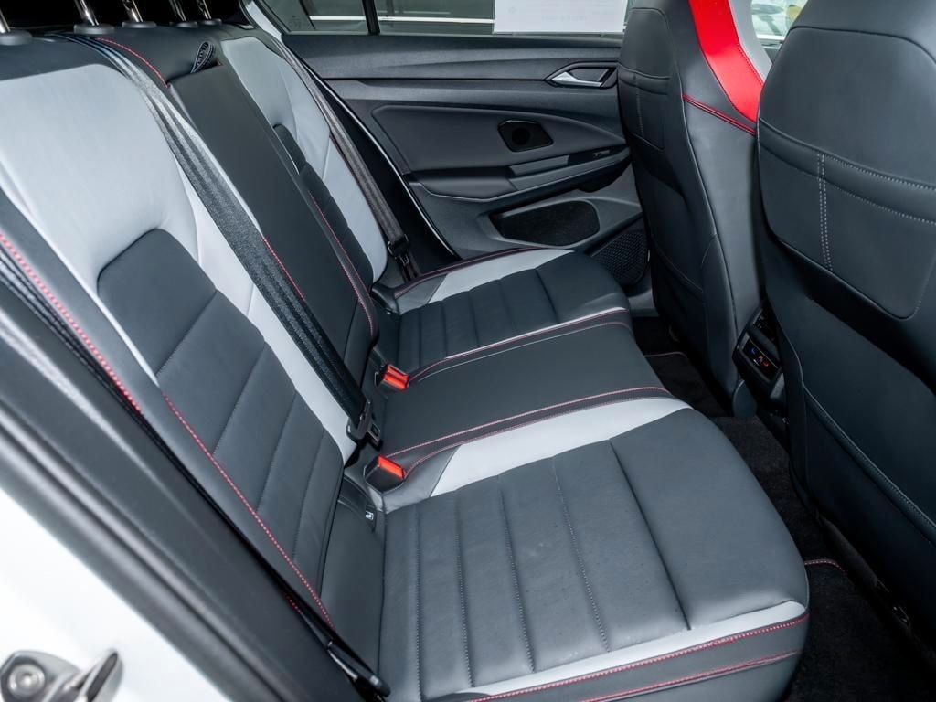 Volkswagen Golf VIII GTI Clubsport 2.0TSI DSG MATRIX/ACC/NA foto 7