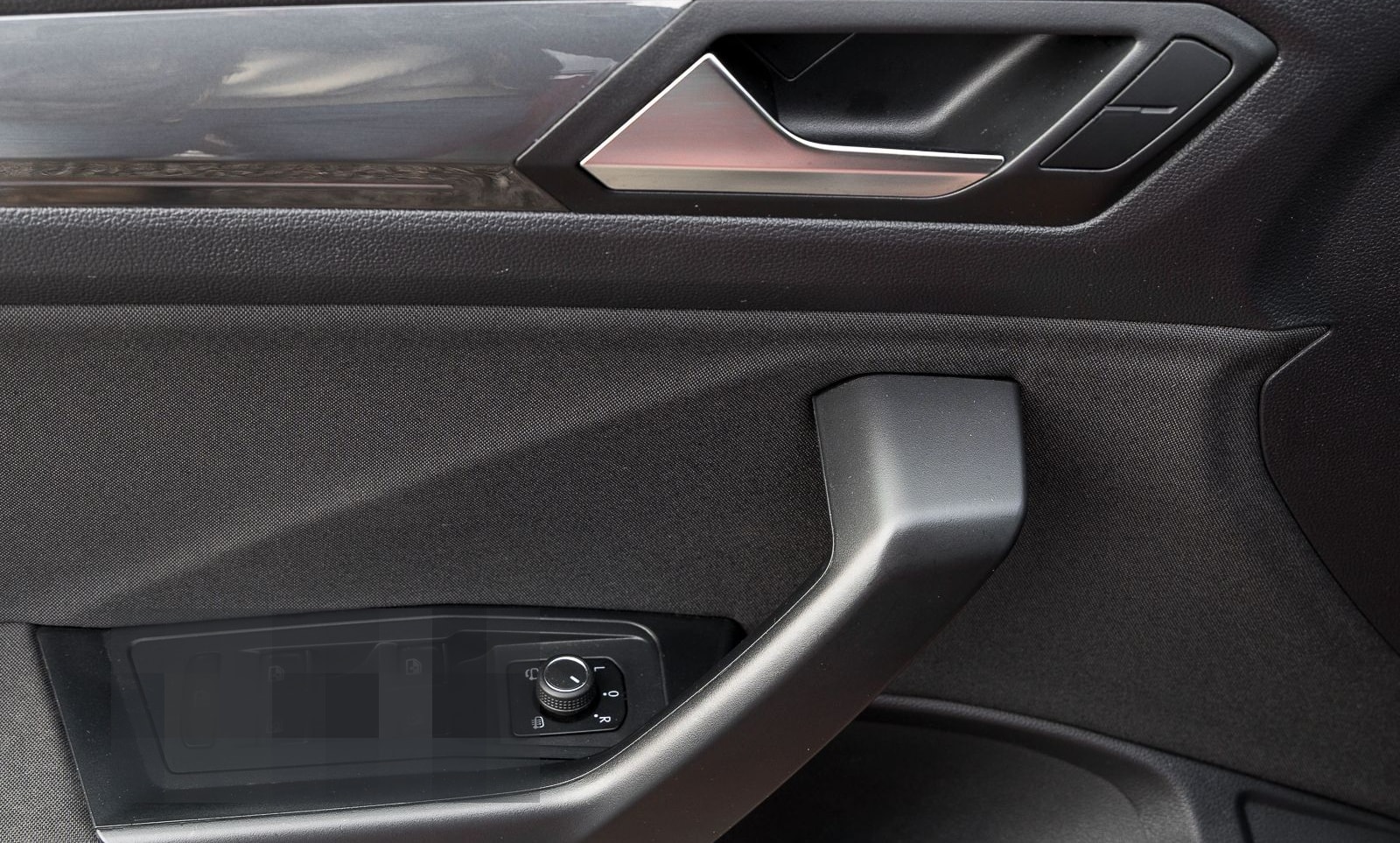 Volkswagen T-ROC 1.5 TSI Sport NAVI AHK LED ACC PDC SITZHZG foto 9