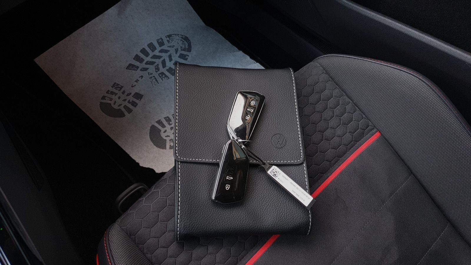 Volkswagen Golf 8 GTI Clubsport DSG Pano/Matrix/DCC/ACC/19 foto 18