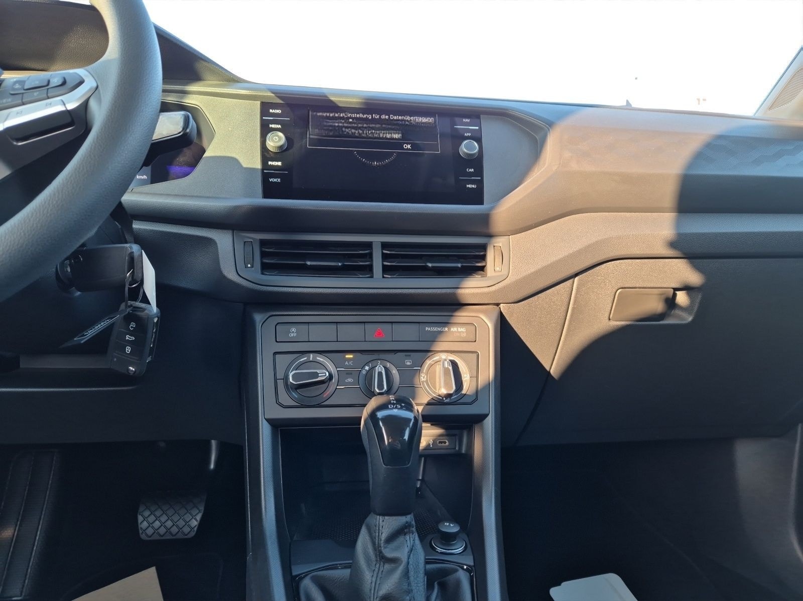 Volkswagen T- Cross 1.0 TSI DSG Navi Klima Isofix 1-Hand foto 7