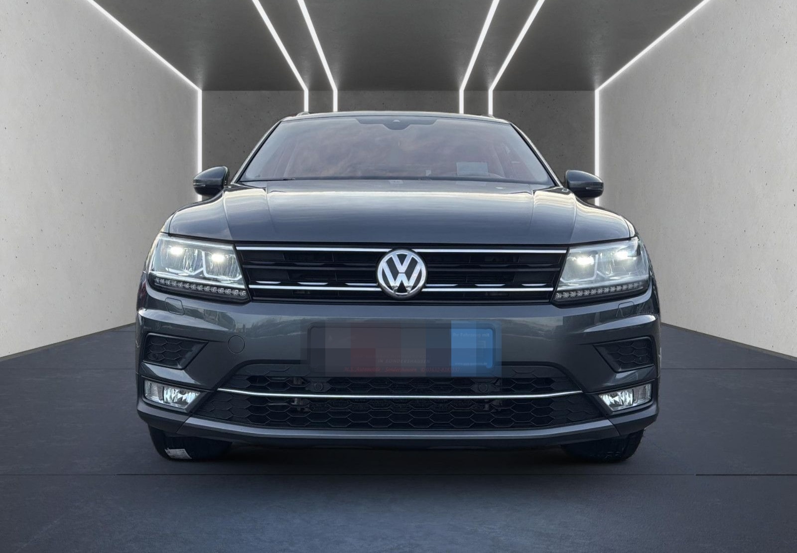 Volkswagen Tiguan Highline 4Motion+LED+HUD+AHK+ACC+1.HAND foto 2