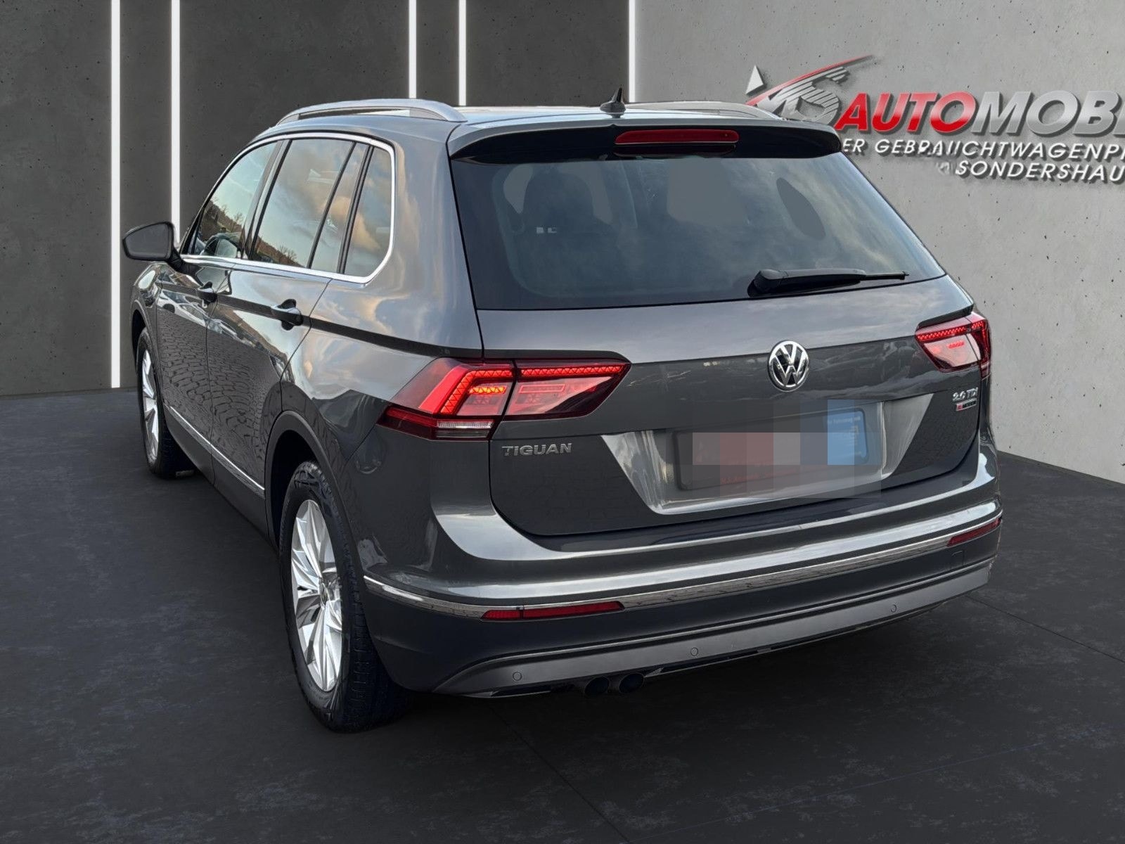 Volkswagen Tiguan Highline 4Motion+LED+HUD+AHK+ACC+1.HAND foto 6