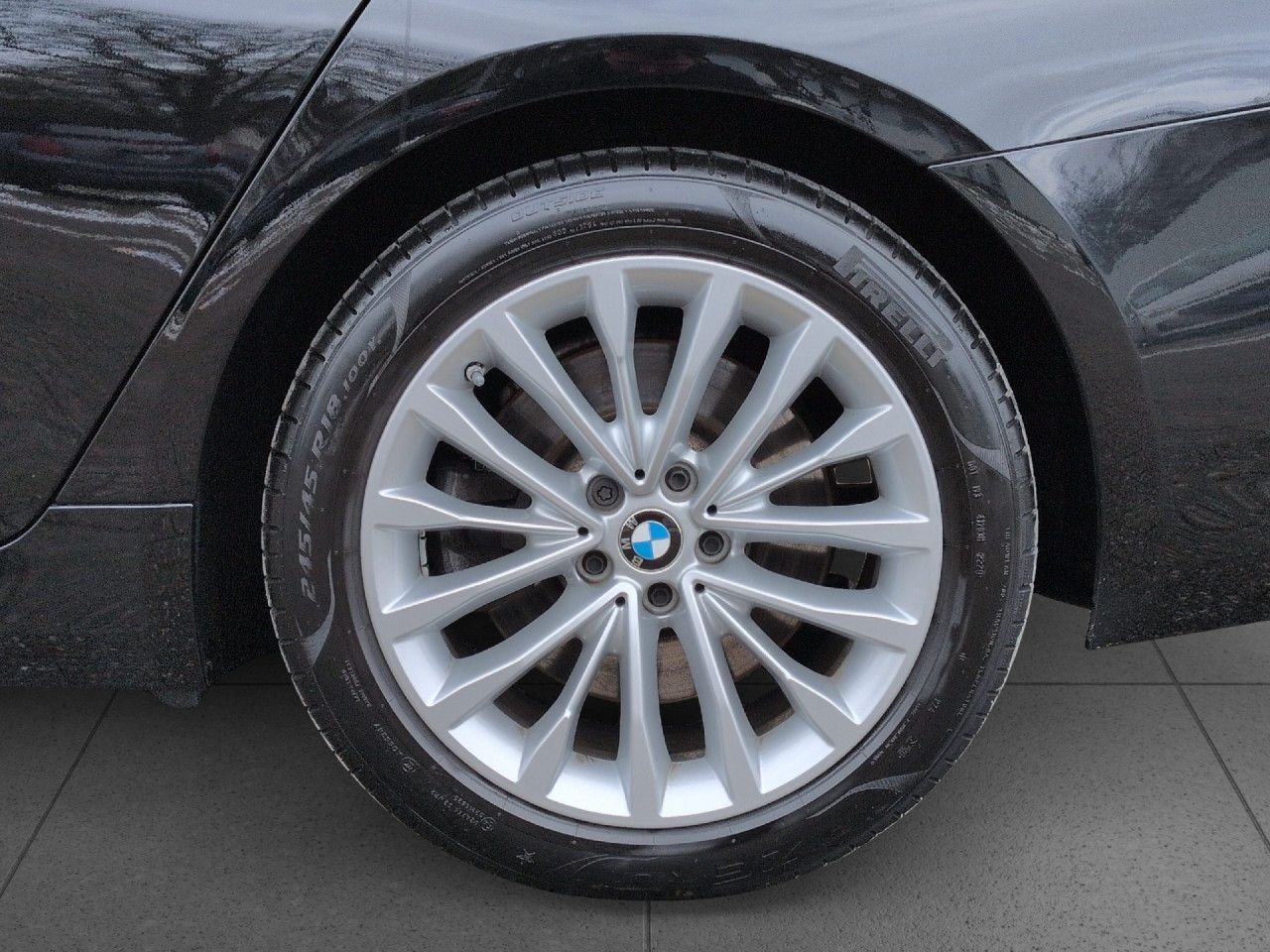 BMW 540d xDr T Luxury KomSi,StHz,Laser,H/K,HUD,St+Go foto 17