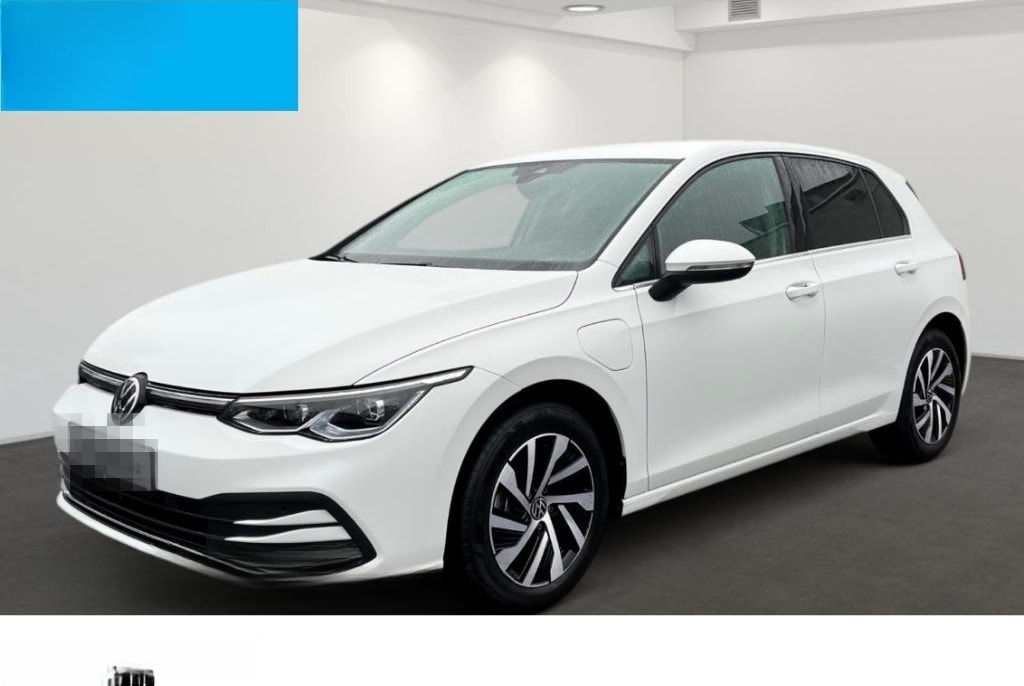 Volkswagen Golf VIII 1.5 eHybrid Style DSG   Kamera   Matri foto 1
