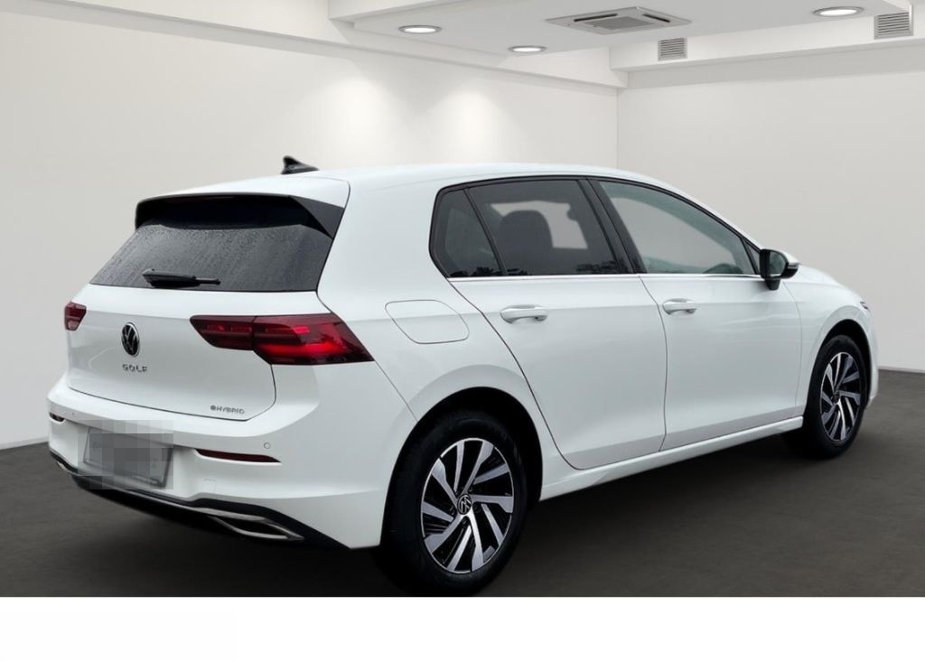 Volkswagen Golf VIII 1.5 eHybrid Style DSG   Kamera   Matri foto 4