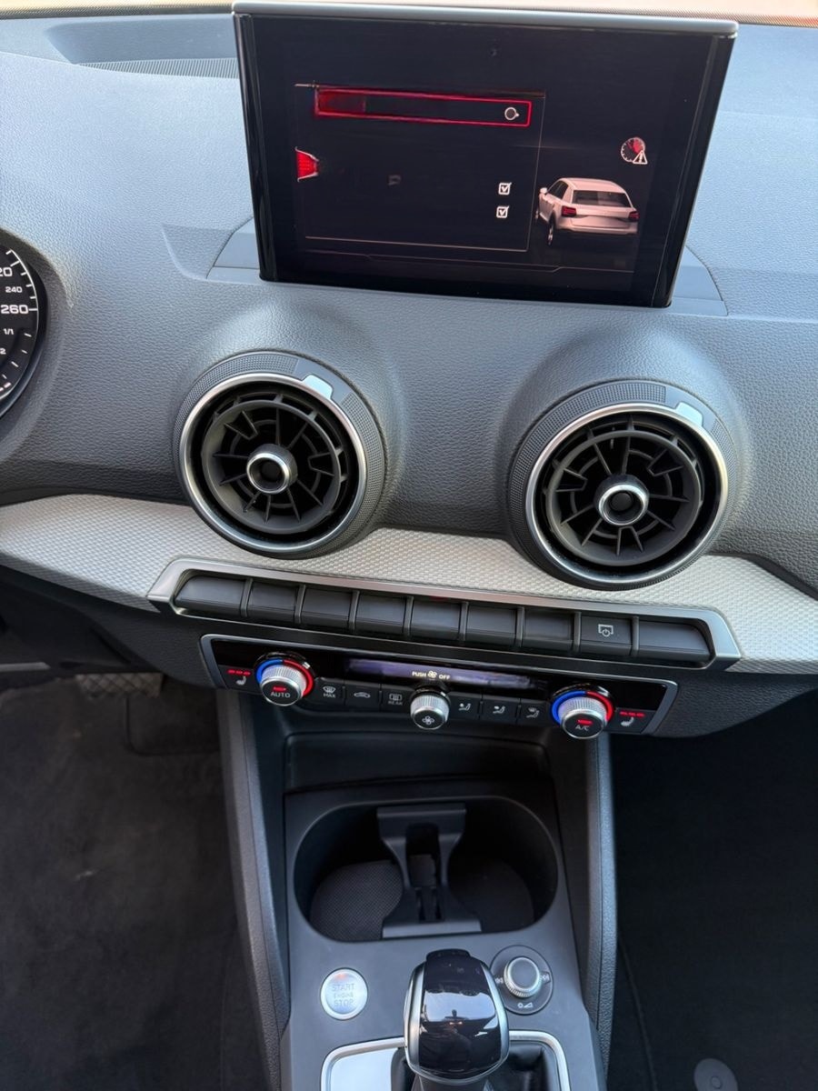 Audi Q2 30 TDI basis S-tronic LED SHZ Kamera foto 24