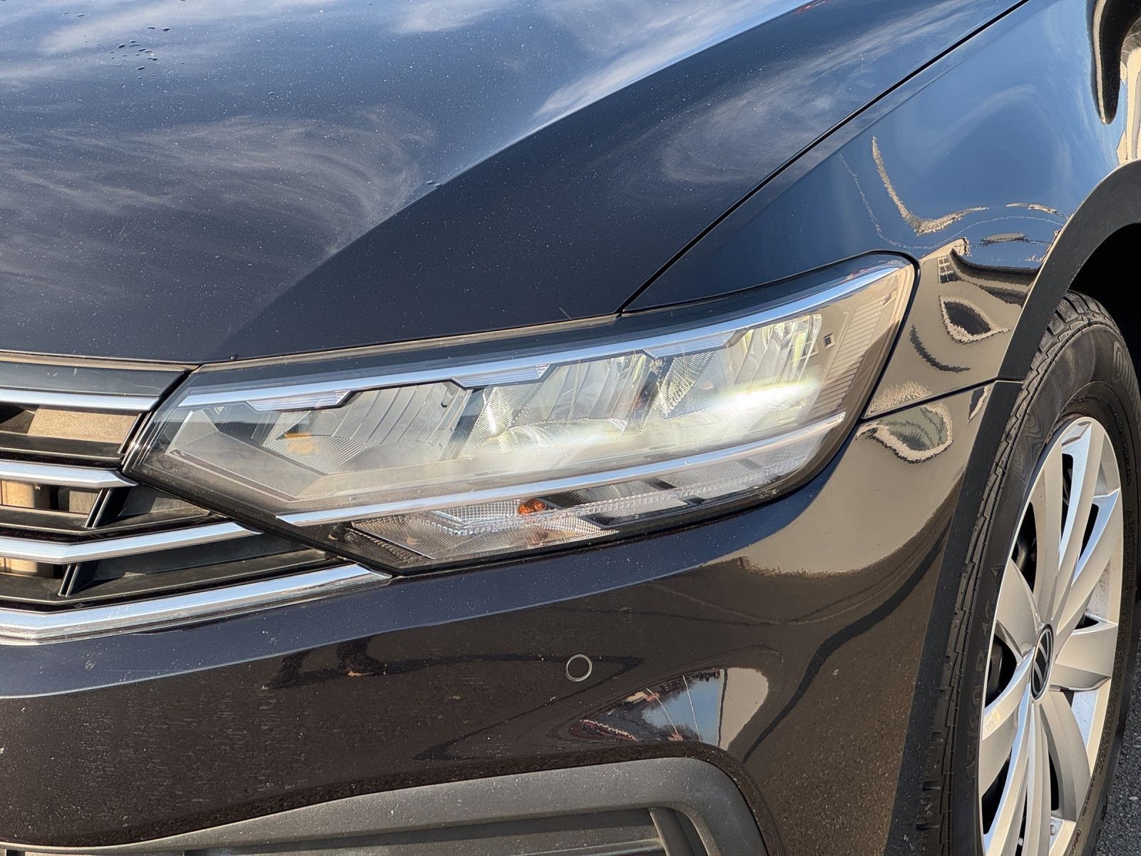 Volkswagen Passat Variant 2.0 TDI*NAVI*PDC*AHK*LED*SHZ foto 17