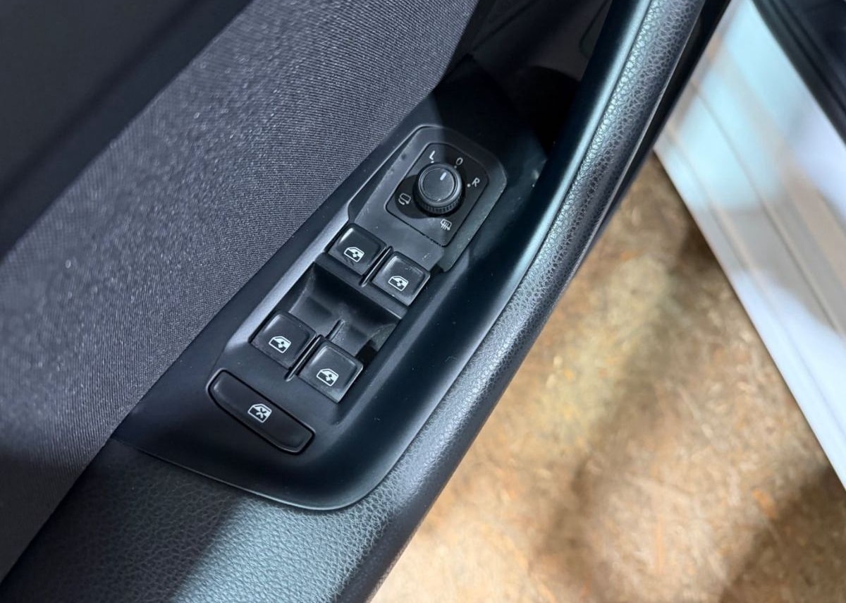 Volkswagen Passat Variant Business 2.0TDI DSG/AHK/CAM/ACC foto 20