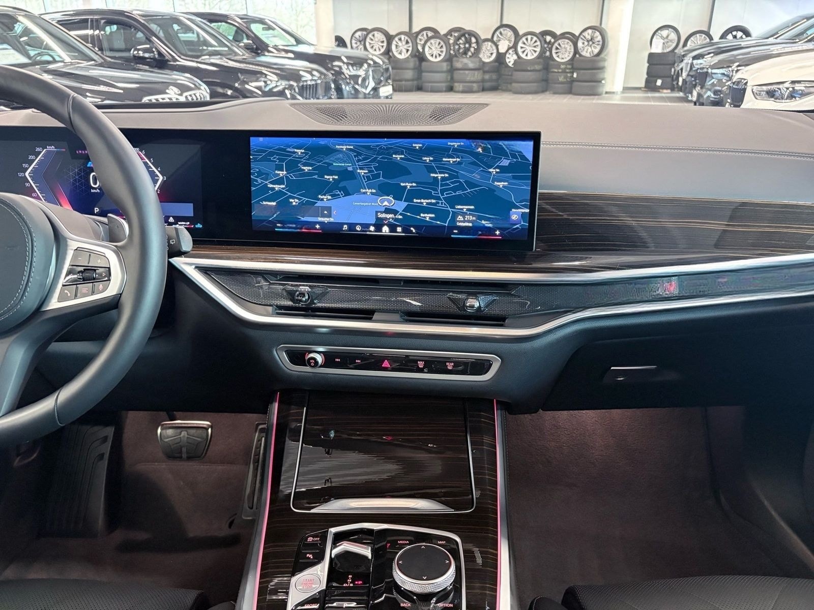 BMW X5 xDrive40d M Sport Pro 7 SITZER HUD PANO ACC A foto 18