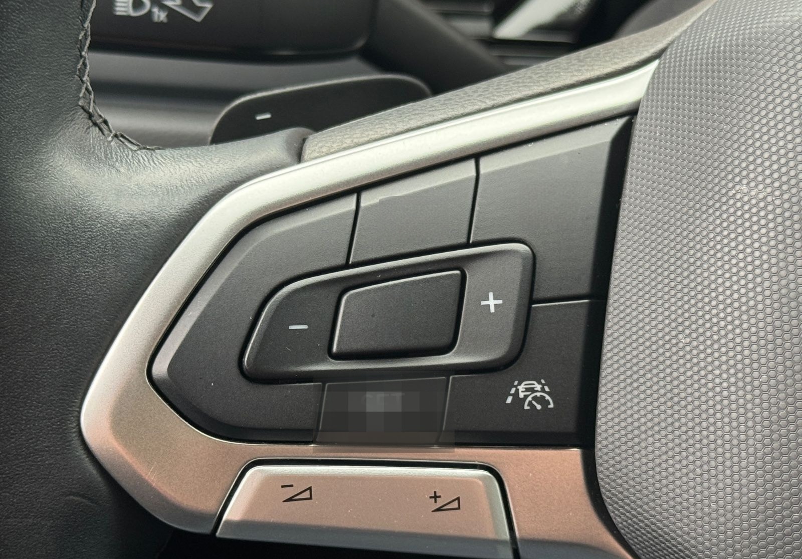 Volkswagen Taigo R-Line 1.0 TSI °IQ.LIGHT°KEYLESS°RFK°ACC° foto 18