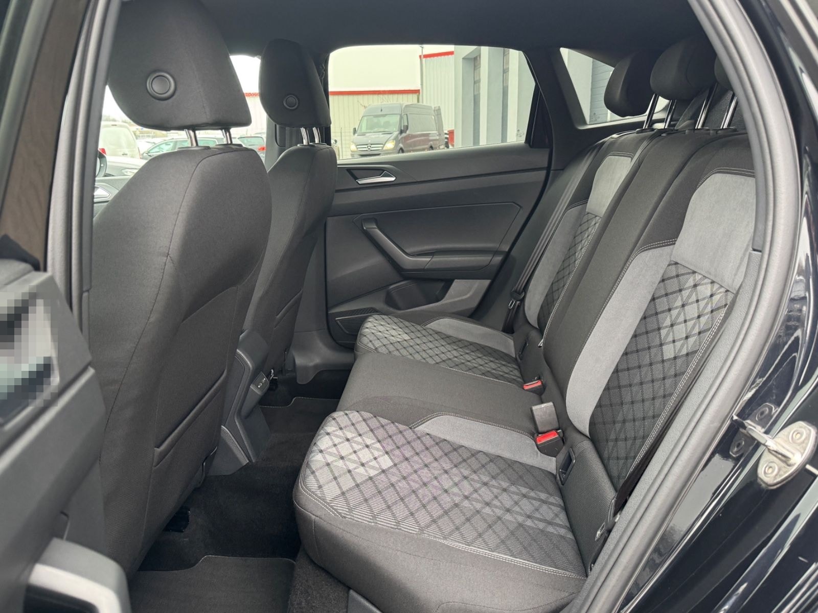 Volkswagen Taigo R-Line 1.0 TSI °IQ.LIGHT°KEYLESS°RFK°ACC° foto 9