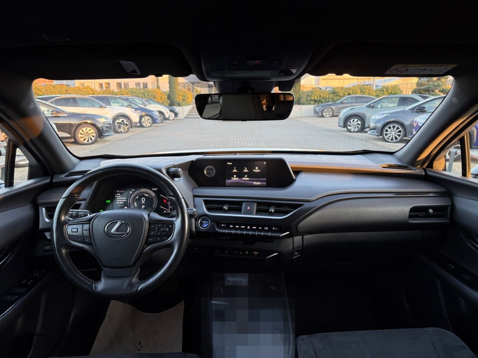 Lexus UX 250 h Launch Edition foto 17