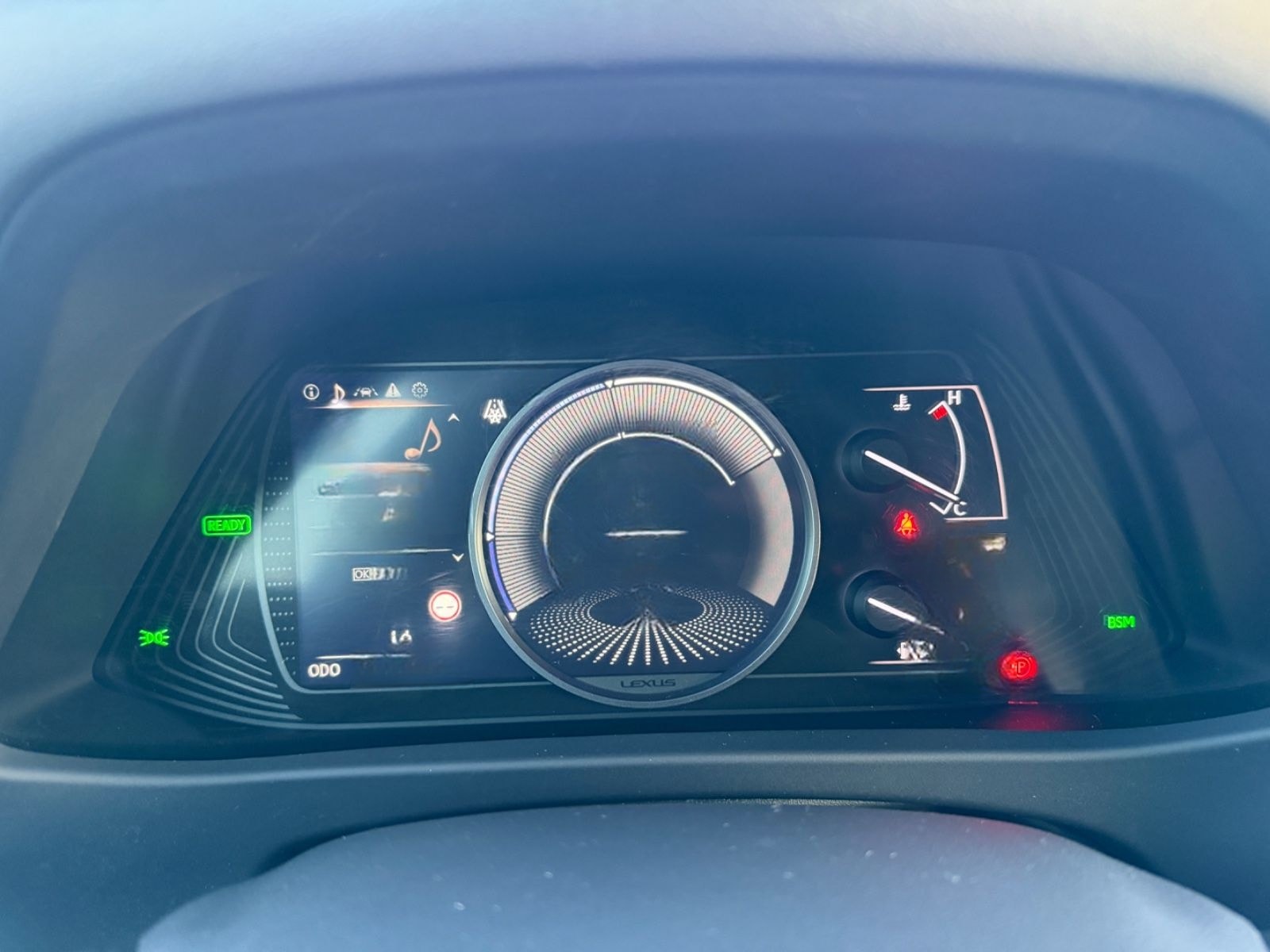 Lexus UX 250 h Launch Edition foto 22