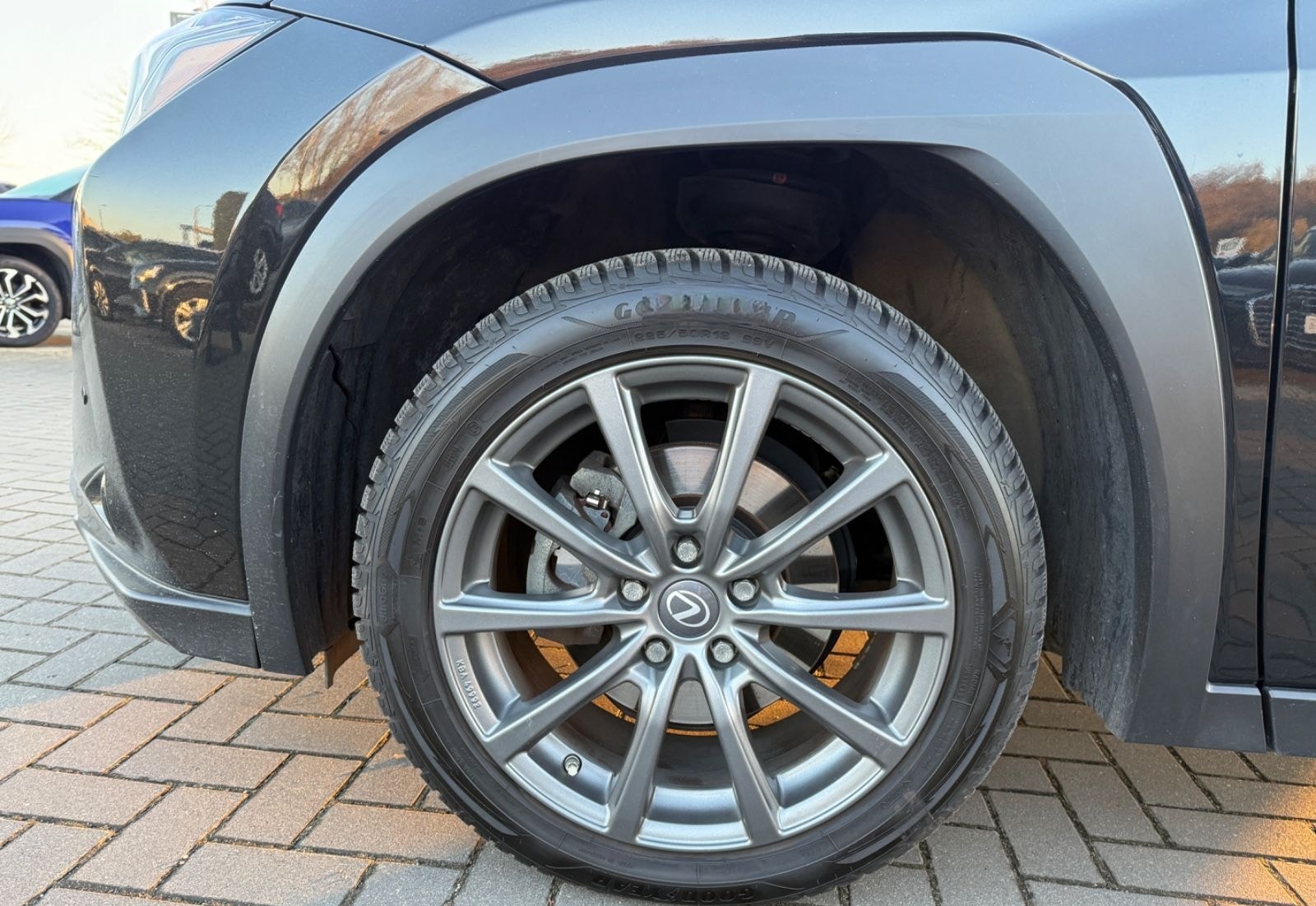 Lexus UX 250 h Launch Edition foto 9