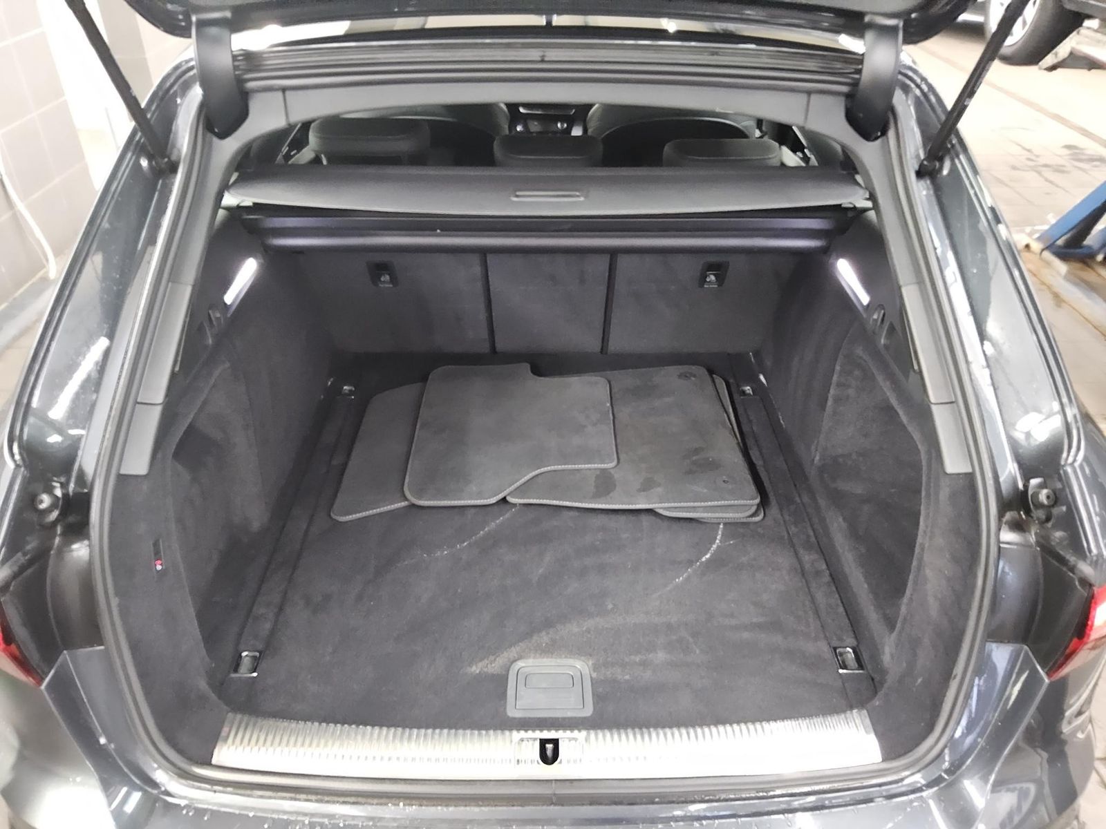 Audi A4 Avant 40 TDI S-Line T-Leder Navi LED AHK foto 11