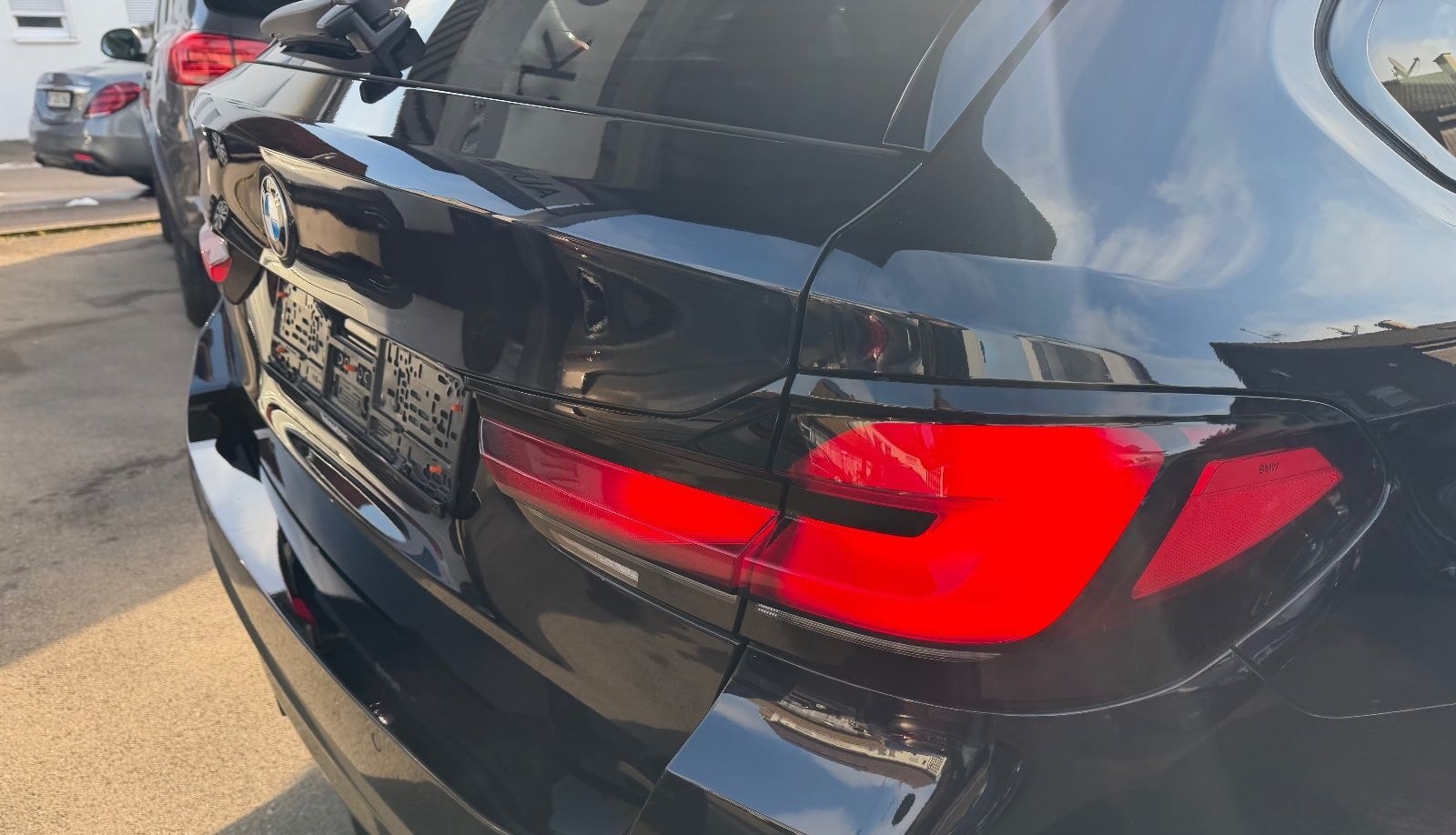 BMW 530 d x M Sport Leder HUD ACC Kamera Laser foto 11